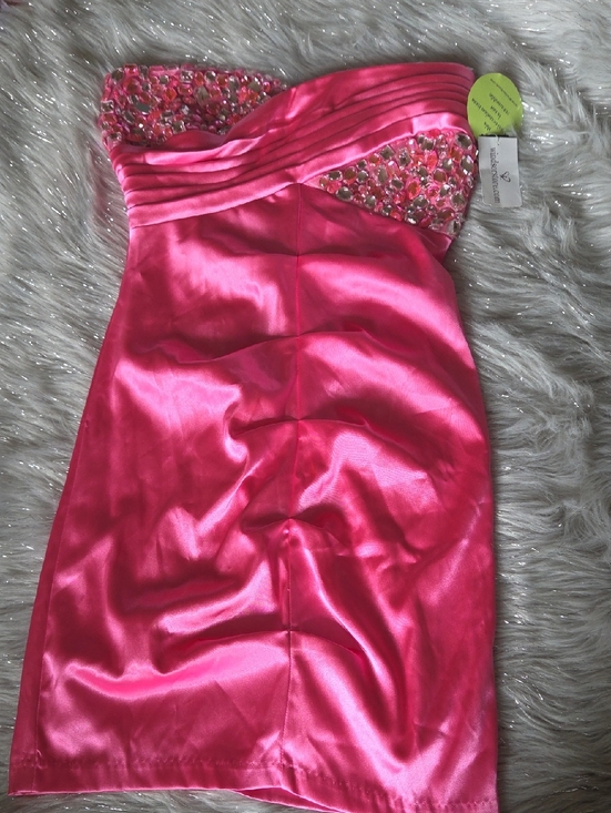 Windsor Dresses & Skirts - Wildsor Hot Pink Satin Strapless Dress with Heart Logo